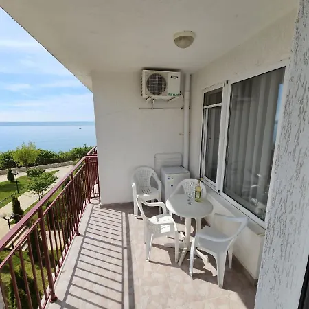 Noks Апартамент *